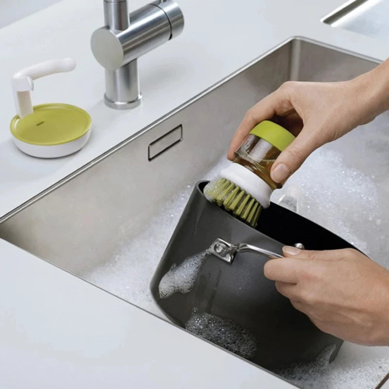 Eco-Friendly Soap Dispensing Dish Brush™